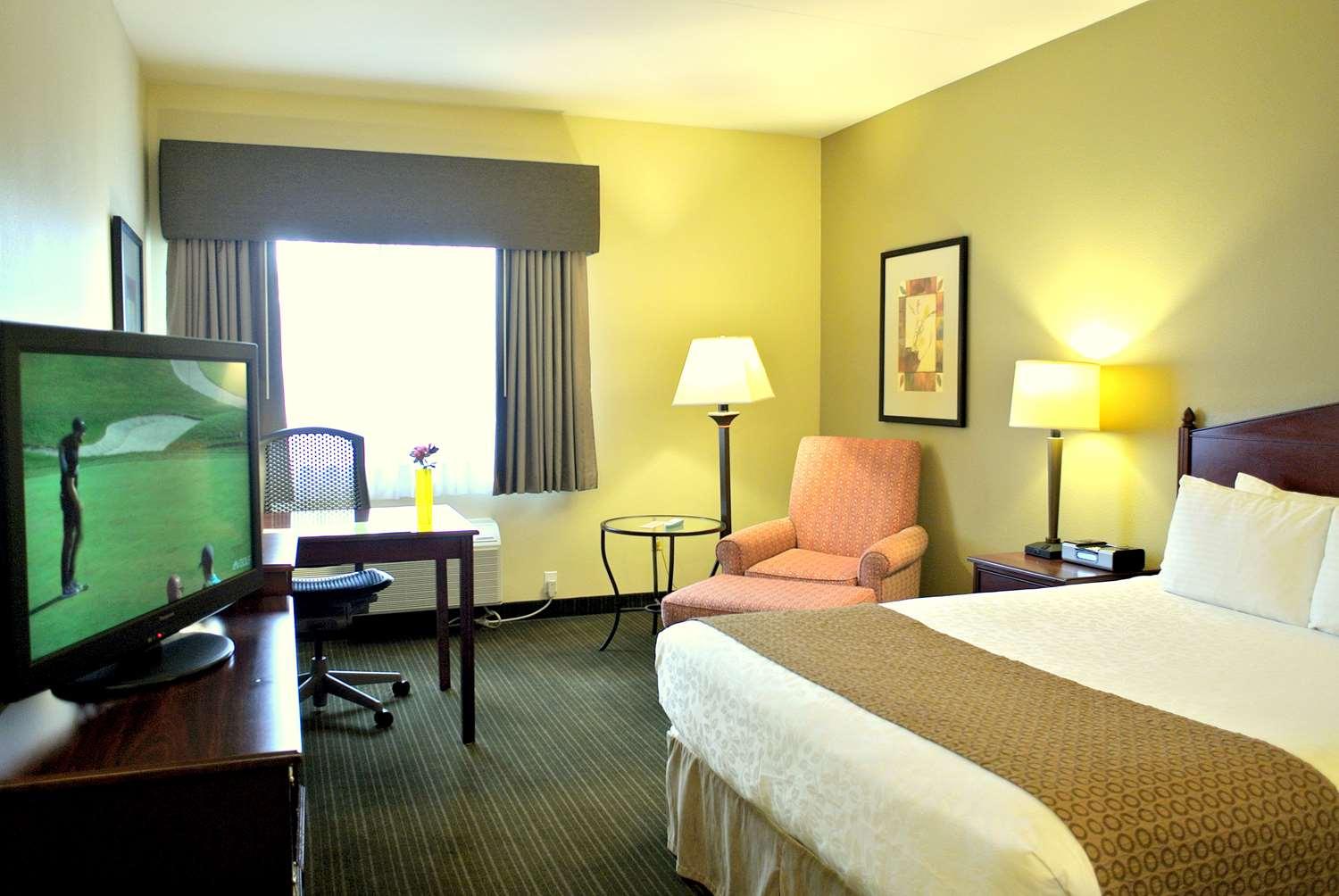 Best Western Plus Plaza By The Green Kent Exterior photo